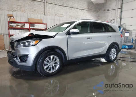 2016 Kia Sorento 2.4L Lx z USA, uszkodzony, nr VIN 5XYPGDA31GG035385